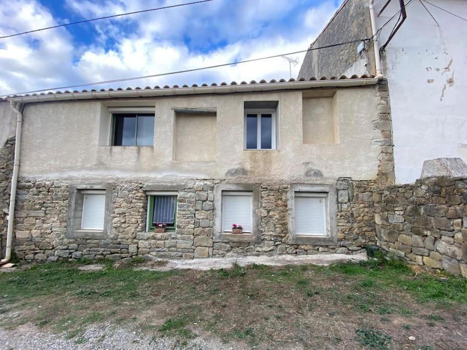 Gite A La Ferme Avec Jacuzzi Et Sauna Villefloure Esterno foto