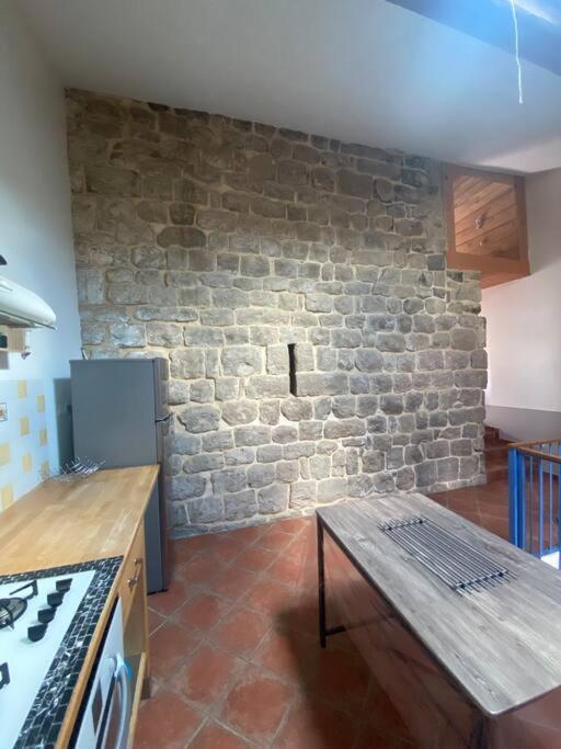 Gite A La Ferme Avec Jacuzzi Et Sauna Villefloure Esterno foto