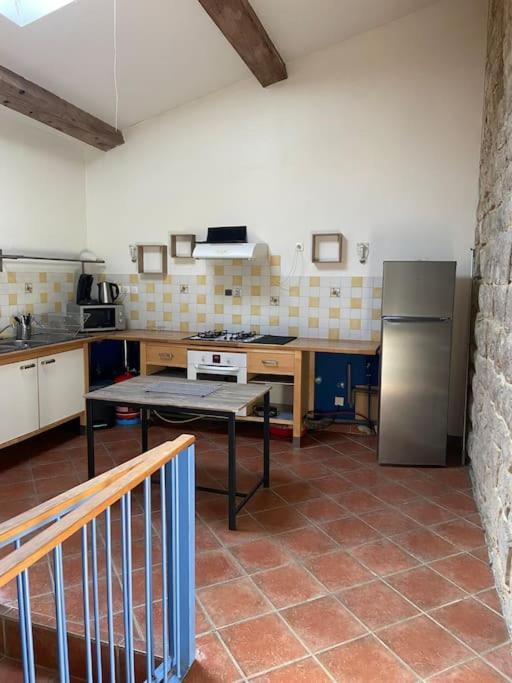 Gite A La Ferme Avec Jacuzzi Et Sauna Villefloure Esterno foto
